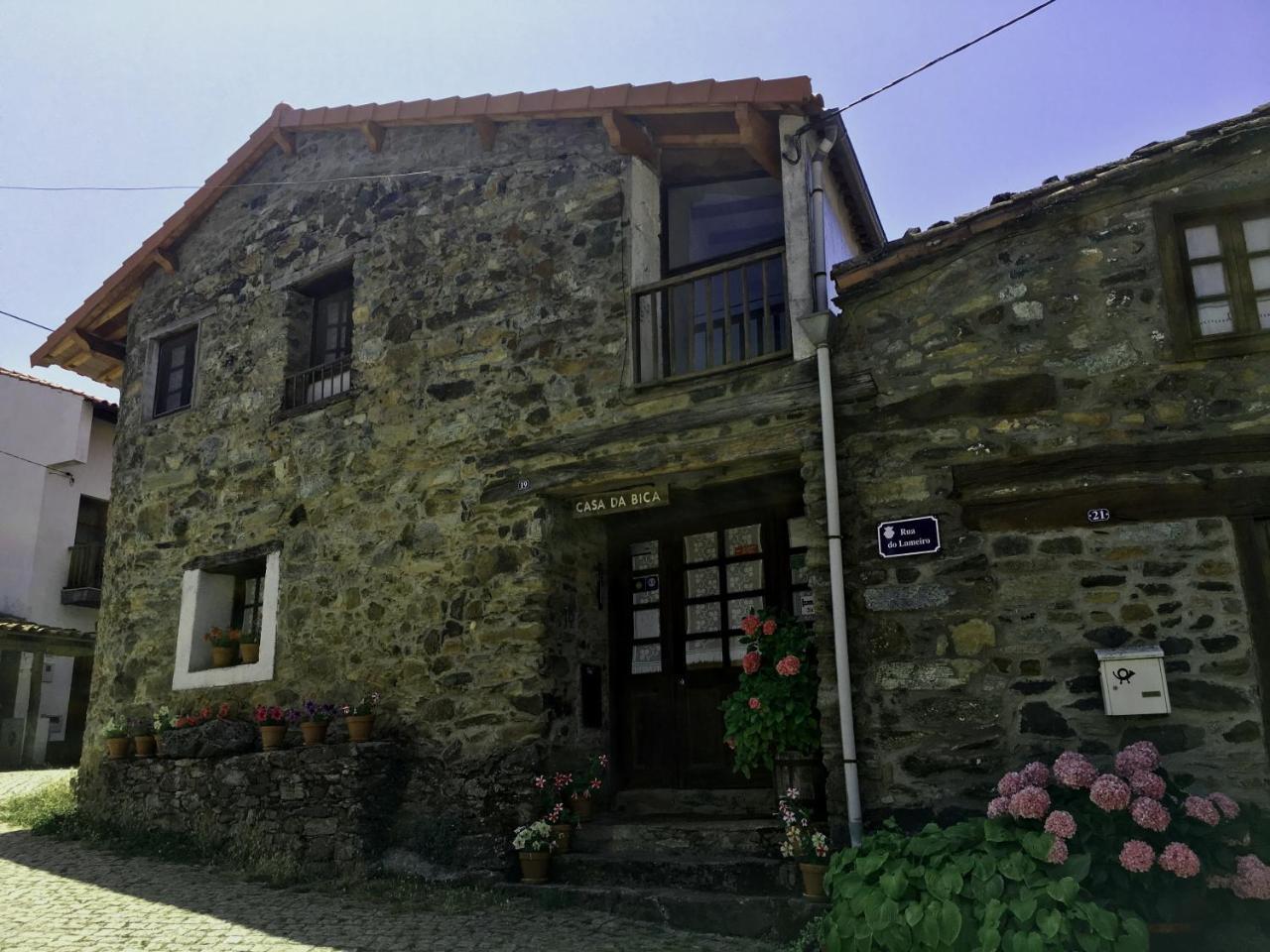 Casa Da Bica Gondesende Guest House บรากันซา ภายนอก รูปภาพ